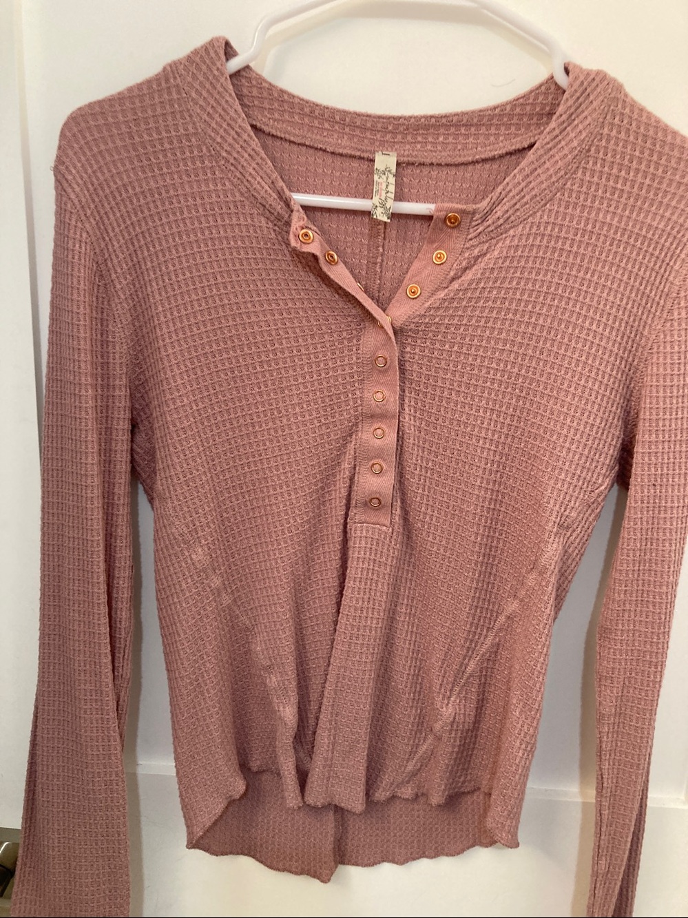 Anthropologie henley snap button SP